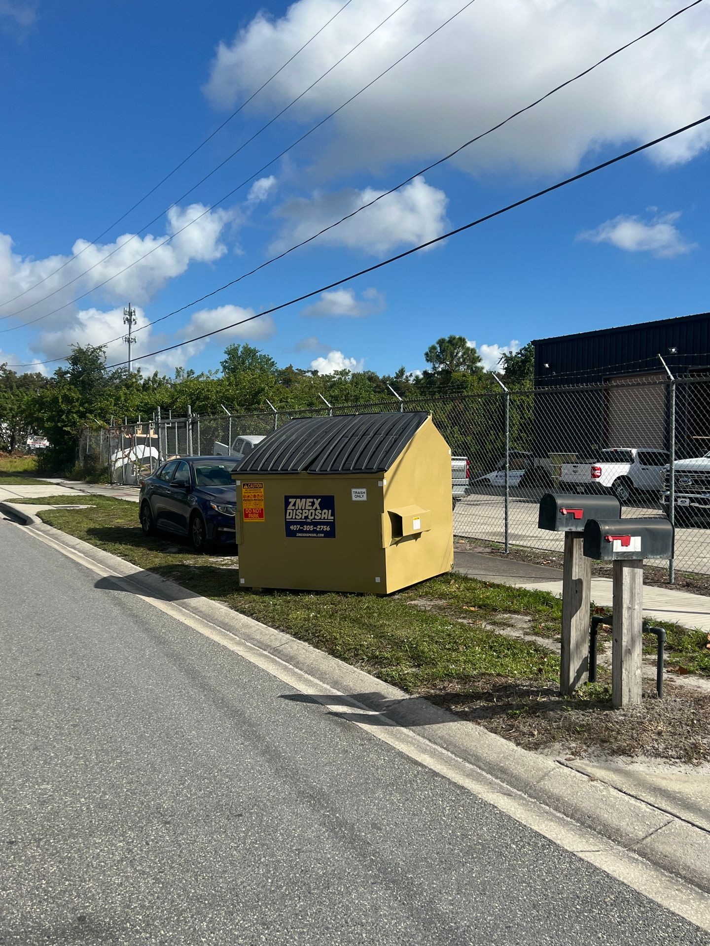 Commercial 8 yard dumpster garbage